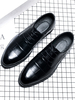 Mocassins pour hommes Chaussures noires en cuir à bout pointu et bout pointu en cuir PU