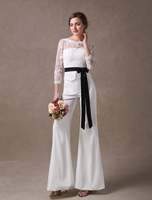 Pantalon de femme de mariage plage fourreau col bateau avec ceinture à taille naturelle manches 3/4 détail zip en dentelle ivoire