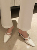Pantoufles à Talons Mi-hauts Femmes à Cuir Synthétique avec Bout Carré Unicolore Pantoufles à Talons Mi-hauts