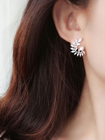 Pearls Ear Climber Earrings Leaf Earrings Bijoux pour femmes