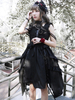 Robe à bretelles lolita charmante en polyester noire avec noeud à volants col montant Robe Déguisements Halloween