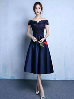 Robe belle de cocktail A-ligne en dentelle Bleu Éclatant hors de l