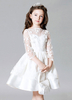 Robe belle de cortège enfant Tissu de satin ivoire col bateau avec dentelle sans bretelles