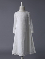 Robe Bohème adorbale de cortège fille en dentelle ivoire col rond avec dentelle