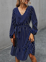Robe Bohème Longue à Col V Bas Evalée Imprimé avec Les Rayures Bicolores avec Manches Longues Ceinturé à Lacets