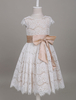 robe cortège enfant à bas prix en taffetas avec ceinture longueur genou A-ligne col rond manches courtes détail zip en dentelle