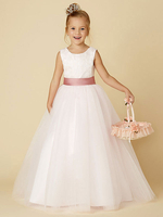 Robe cortège enfant col rond dos en coeur avec ceinture