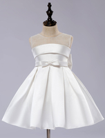 Robe cortège enfant ivoire en satin décoré de noeud robe fille de fleur