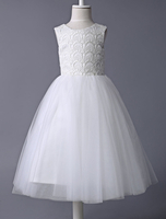 Robe cortège enfrant ivoire en tulle col rond en dentelle jupe à plis longueur cheville Robe fille de fleur