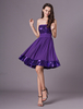 Robe courte en mousseline de soie pailletée de raisin violet