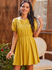 Robe dété col bijou plissée surdimensionnée jaune robe de plage longueur genou
