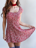 Robe dété Ditsy Floral Print Neck Square Backless Short Beach Dress