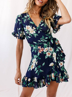 Robe dété florale à encolure en V et manches courtes