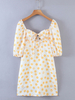 Robe dété Manches courtes Jewel Neck Robe de plage jaune