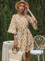 Robe dété Robe de plage en polyester plissée à imprimé floral et col en V jaune