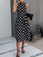 Robe dété Robe de plage en polyester sans manches à col bijou noir à pois