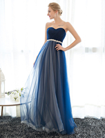 Robe de bal 2021 sans bretelles bleu marine foncé Décolleté robes de bal longues perles plissés Tulle longueur plancher robe de soirée