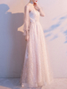 Robe de bal A-ligne col en V à manches longues à paillettes