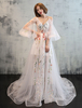 Robe de bal A-ligne en tulle blanc col V avec applique Avec traîne