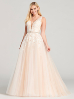 Robe de bal Col en V Sans manches Dos nu Dentelle Polyester A-ligne Sans manches Appliques Champagne Robes de soirée