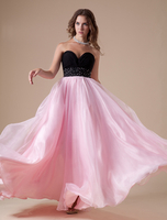 Robe de bal en organza rose de col en coeur avec perles Robes pour les invités de mariage