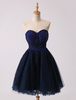 Robe de bal en tulle bleu marine foncé encolure en coeur