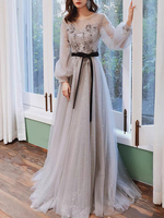 Robe de bal gris clair col bijou robe de bal manches longues ceinture tulle robes de reconstitution historique à lacets