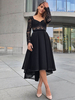 Robe de bal noire à encolure en cœur A-ligne manches longues Robe de reconstitution historique en dentelle de polyester plissée