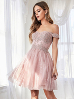 Robe de bal rose sur lépaule A-ligne sans manches dos nu appliques robes de soirée courtes