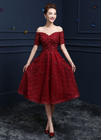 Robe de cocktail bordeaux en tulle bustier hors de l\\