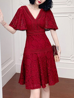 Robe de cocktail Femmes Belle A-ligne mi-longues à encolure en V dentelle