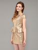 Robe de cocktail fourreau avec paillettes or à licou