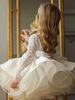 Robe de demoiselle dhonneur fille tulle perlé col bijou manches longues champagne