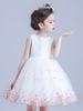 Robe de fille de fleur blanche en tulle col rond zip sur dos décoré de noeud longueur au genou Robe cortège enfant