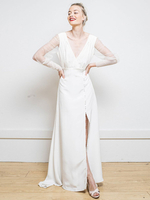 Robe de mariéé simple blanche en satin col V manche longue en tulle jupe fendu longueur au sol robe de mariage