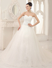 Robe de mariage A-ligne en tulle ivoire avec applique