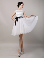Robe de mariage exquise A-ligne dentelle ivoire longueur genou
