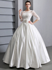 Robe de mariage soutenue A-ligne ivoire en satin détail col rond avec dentelle longueur plancher Milanoo