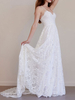 Robe de mariée à la plage col en coeur avec bretelles longueur au sol Robe de mariée en dentelle avec traîne