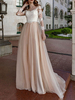 Robe de mariée A-ligne de v-cou manches longues en dentelle tribunal train robes de mariée