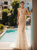 Robe de mariée balayage sirène manches courtes dentelle bijou cou robes de mariée