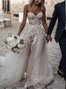 Robe de mariée blanche dos nu en dentelle à traîne robe boho mariage
