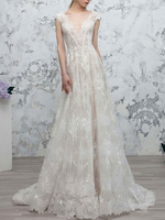 Robe de mariée blanche simple col en V sans manches en dentelle dos nu une ligne robes de mariée longues