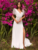 Robe de mariée bohème col V manche courte jupe fendu boutonné sur dos à petite traîne