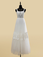 Robe de mariée bohème en dentelle découpée coupe trapèze longueur au sol taille naturelle fermeture éclair sans manches décolleté conçu ivoire
