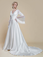 Robe de mariée bohème en polyester et dentelle avec traîne taille naturelle dos nu manches longues col en V ivoire