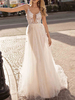 Robe de mariée Boho 2022 Une ligne V cou Bretelles Robes de mariée de plage de tulle sans manches