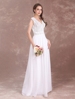 Robe de mariée boho col V décollecté en dentelle longueur au sol Robe de mariage à la plage