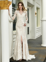 Robe de mariée boho v cou sans manches taille naturelle dentelle robes de mariée avec train