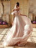 Robe de mariée col en V sans manches avec traîne en organza